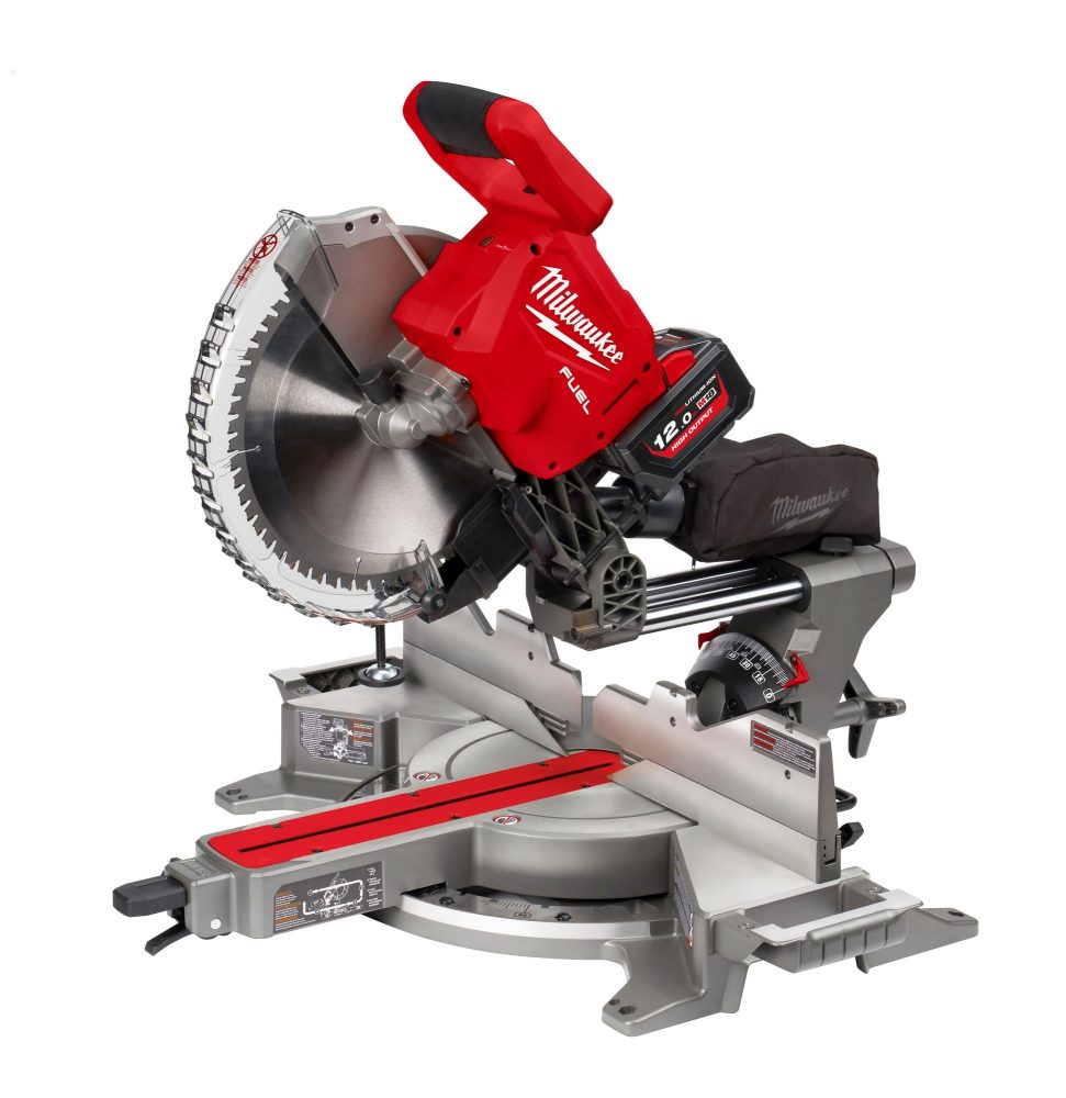 Kjøp Milwaukee Kapp- og geringssag M18 FMS305-121, inkl. batteri og lader.
