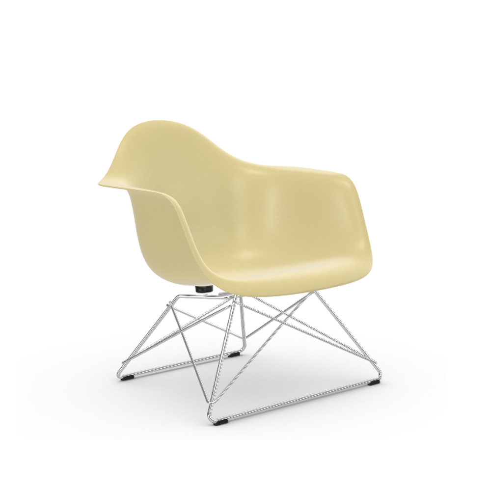 Eames fiberglass armchair LAR fåtölj, Parchment-Chrome